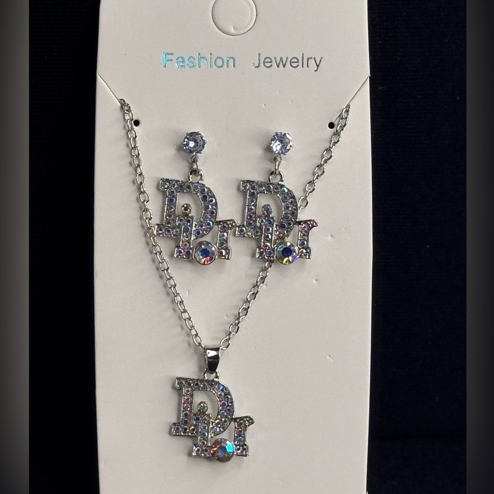 Fashion Jewelry Silver Tone Iridescent Crystal Necklace & Earring Set